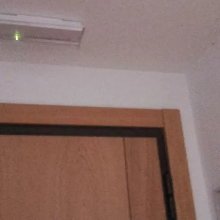 Torre De La Fuente Aprtovistas Piscina Parking اوفيدو